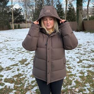 Aritzia Brown (Limited Edition) Super Puff